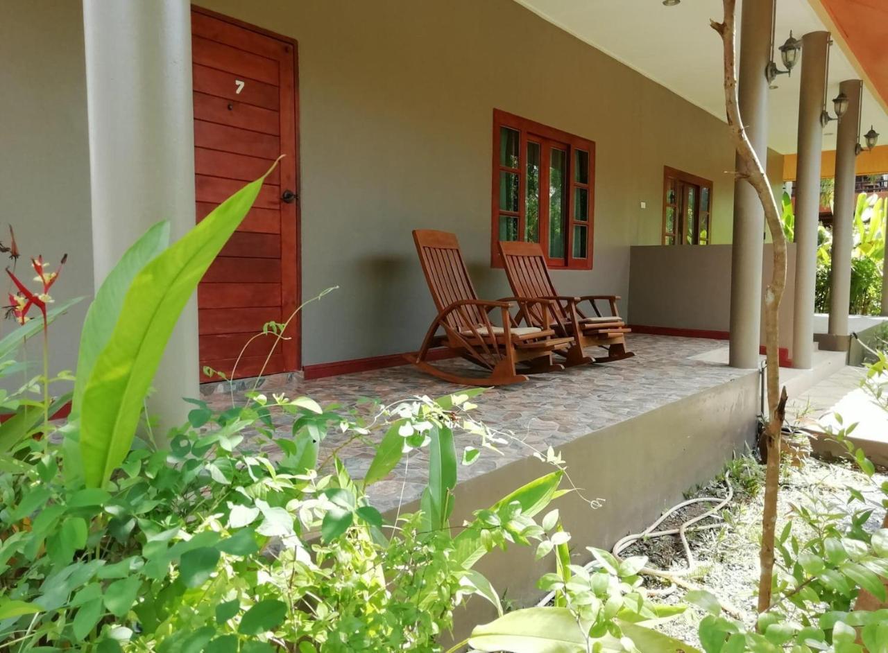 Lanta Wanida Resort Ko Lanta Eksteriør billede